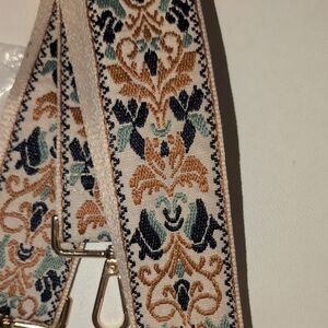 Embroidered Floral Purse Strap - Black, Tan, Green - New